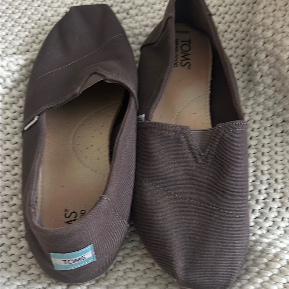 Toms Grey Shoes with Slip-On Style and Canvas Material